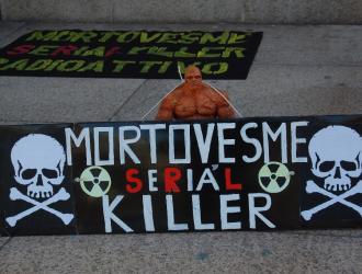 sit-in di protesta contro i morti di Portovesme sit-in di protesta contro i morti di Portovesme